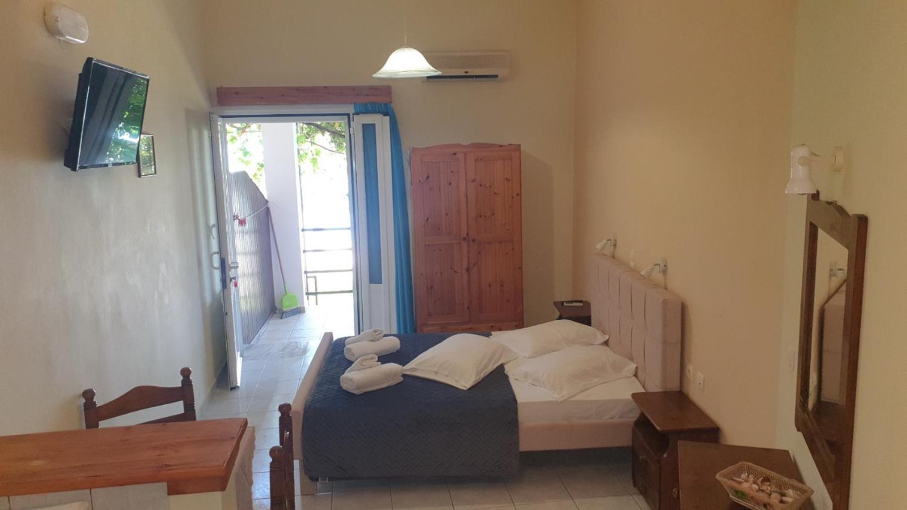 Aggelika Apartments Lithakia  Bagian luar foto